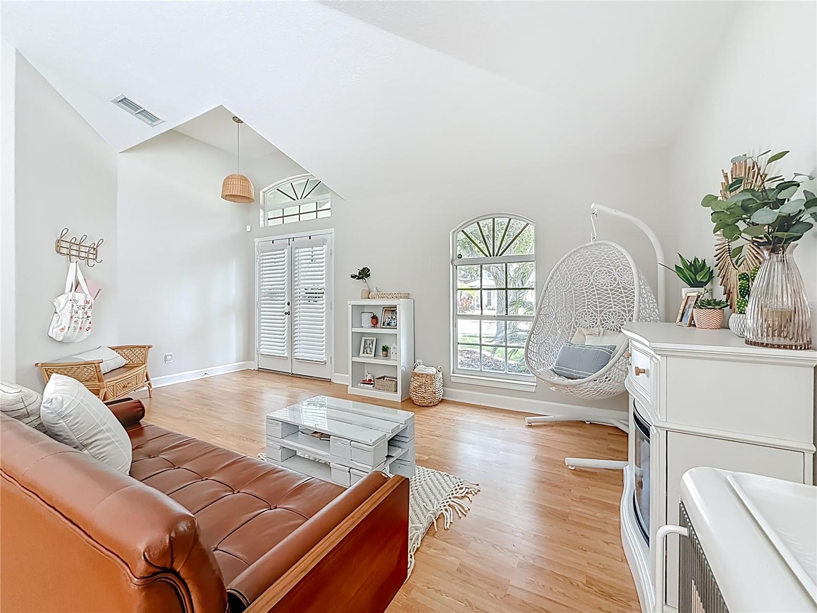 BAY ARBOR - Residential