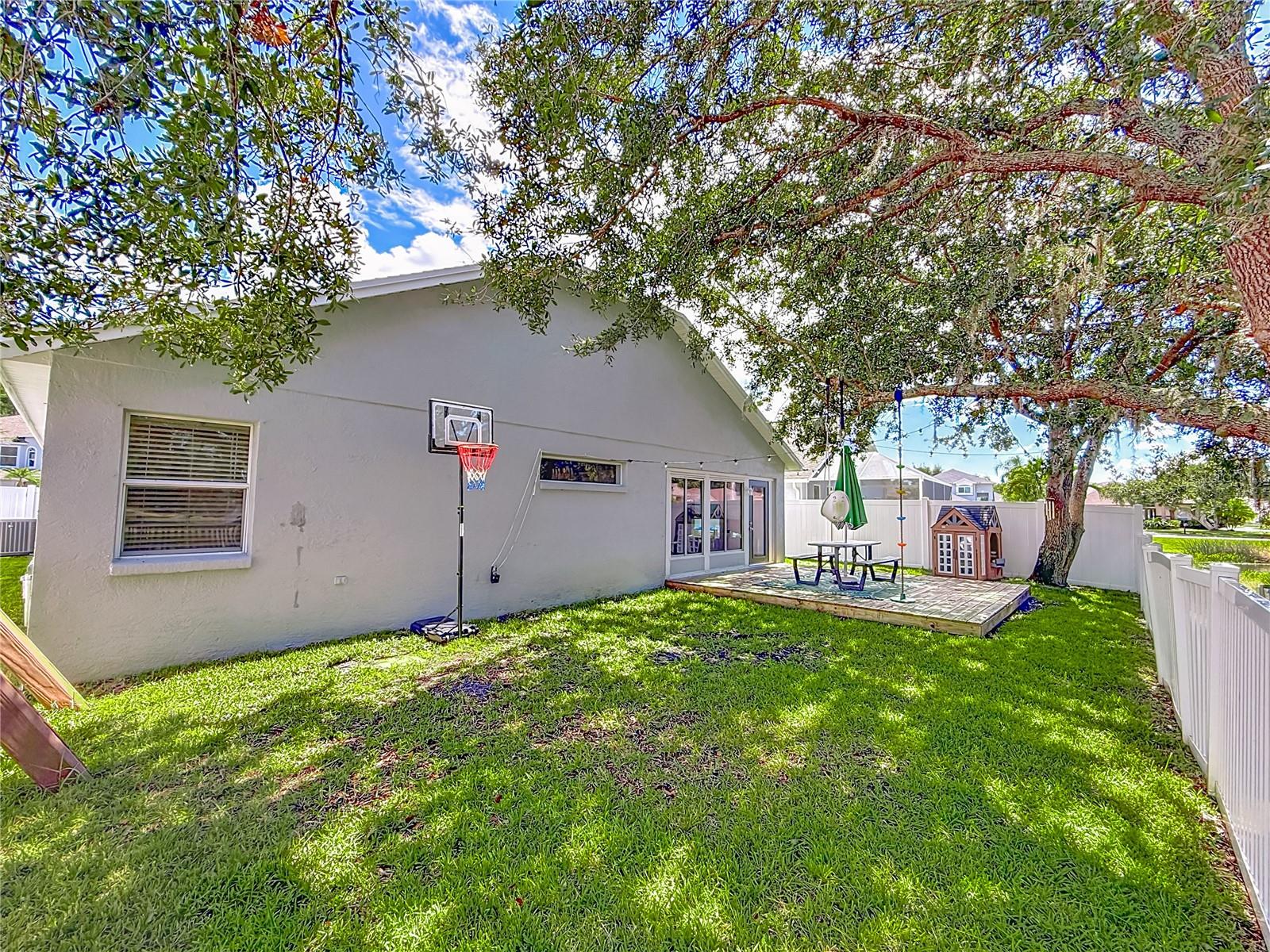 BAY ARBOR - Residential