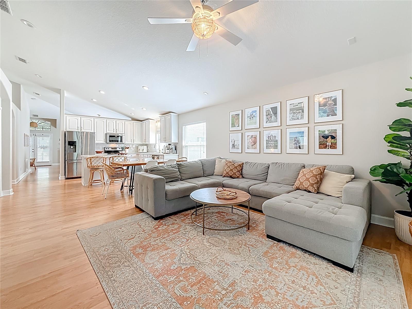 BAY ARBOR - Residential