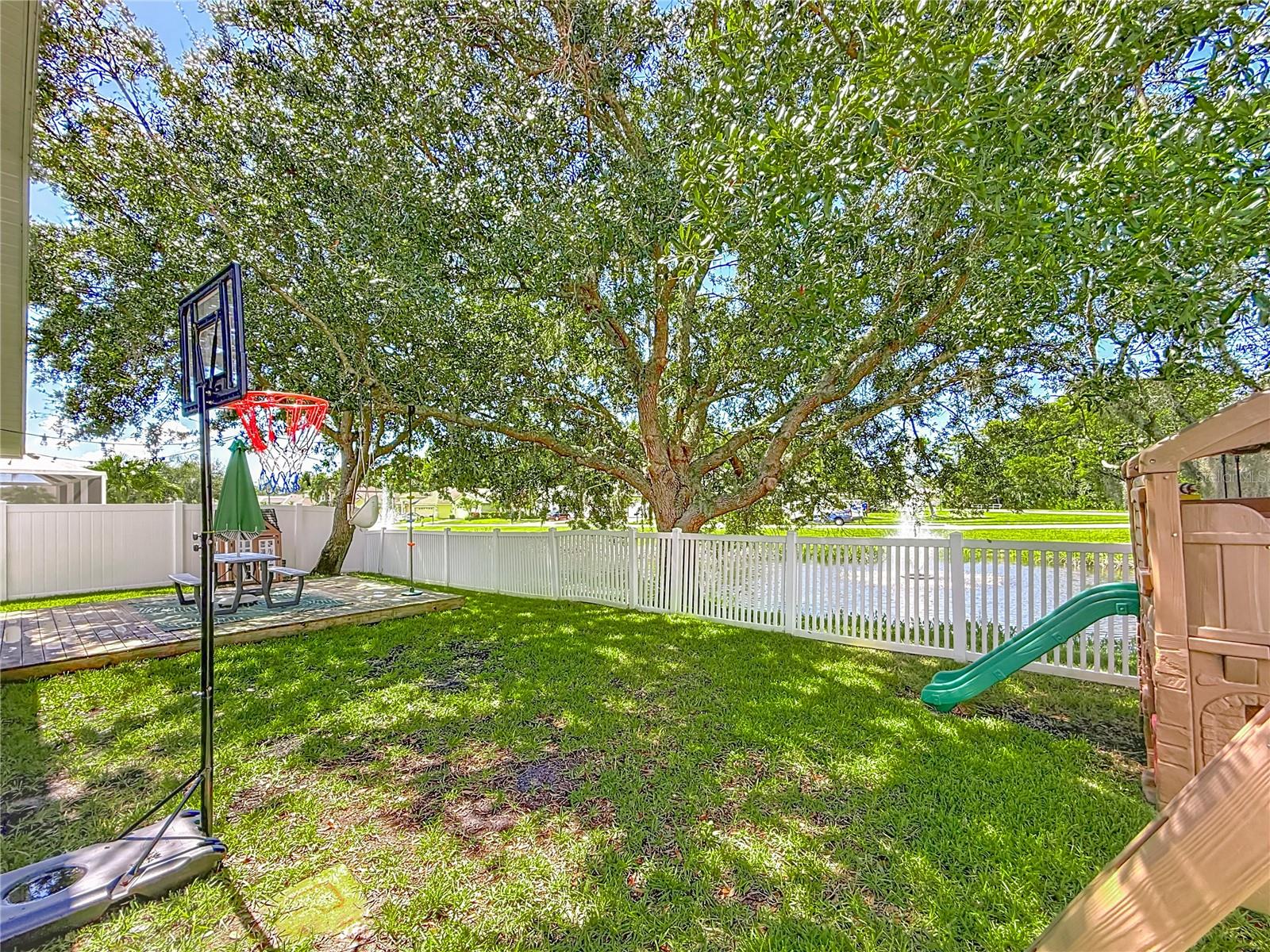BAY ARBOR - Residential