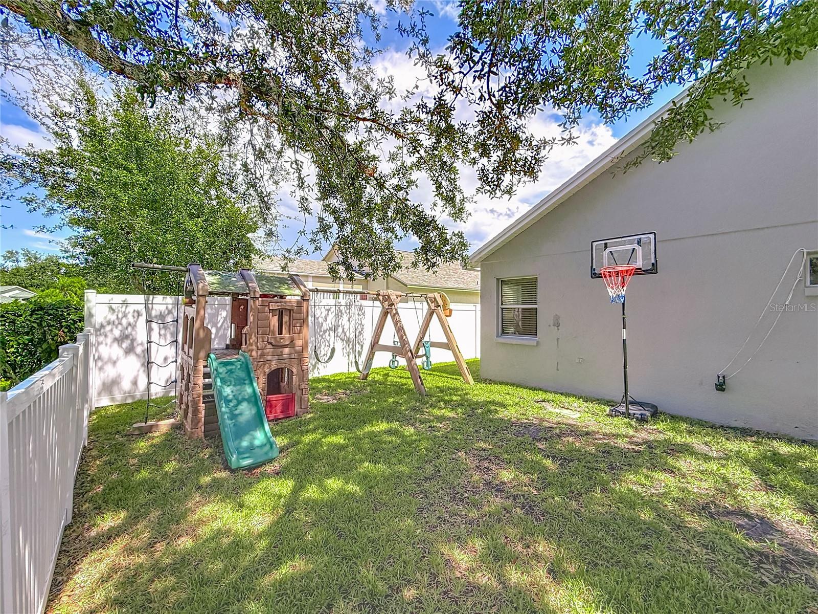 BAY ARBOR - Residential