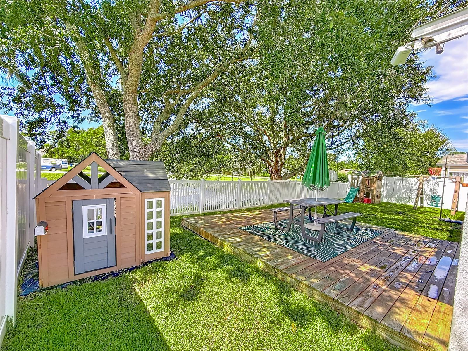 BAY ARBOR - Residential