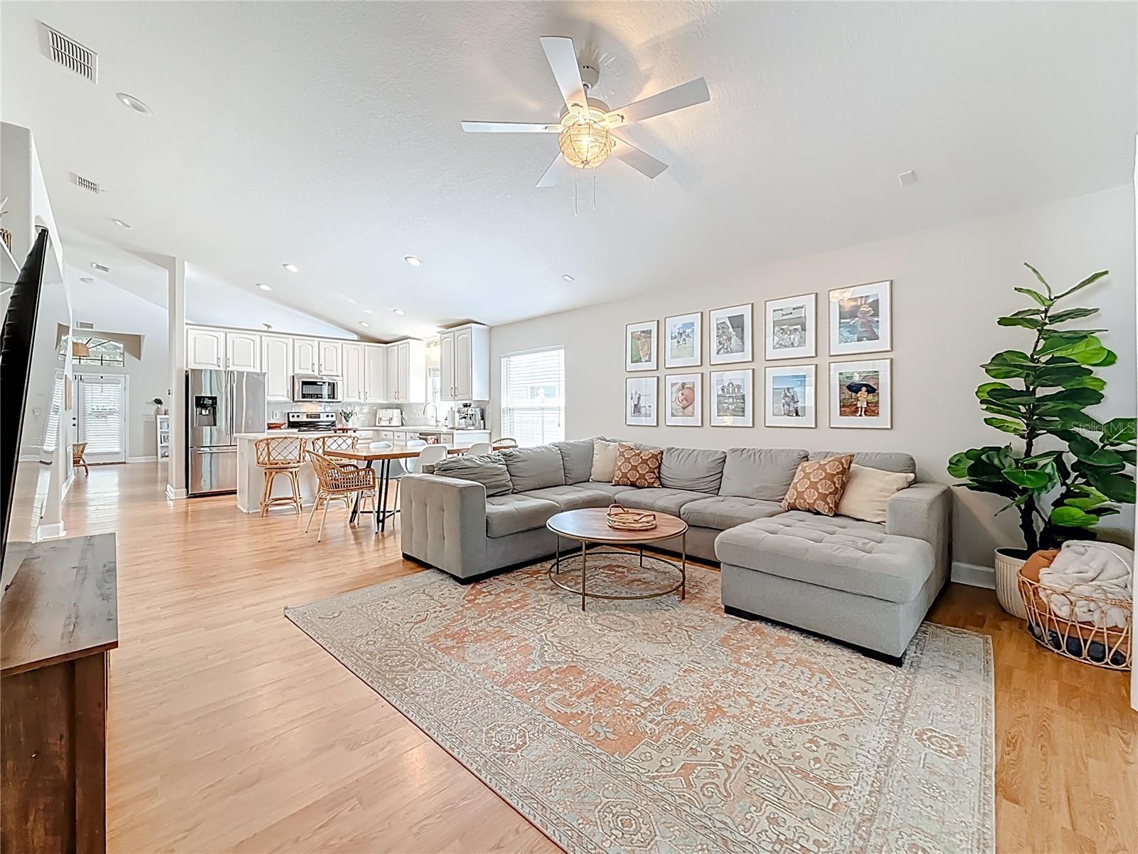 BAY ARBOR - Residential