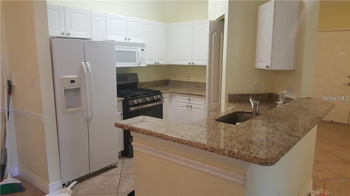 GRAND VENEZIA AT BAYWATCH COND - Residential Lease