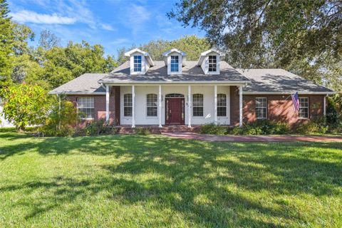 Photo of 520 Pinner Court, Lake Alfred, FL 33850 (MLS # L4957913)