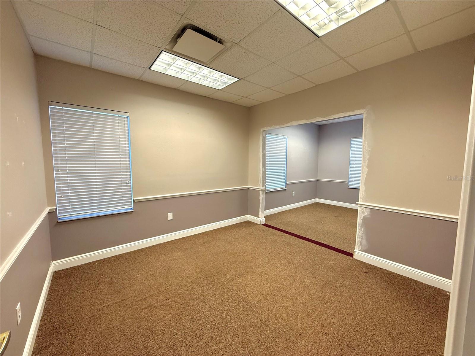 BLOOMINGDALE OAKS EXECUTIVE PA - Commercial Lease