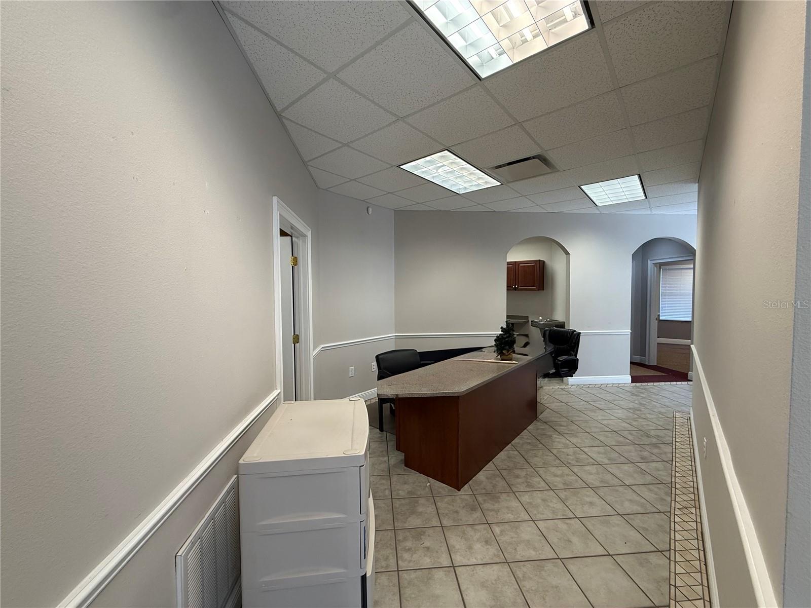 BLOOMINGDALE OAKS EXECUTIVE PA - Commercial Lease