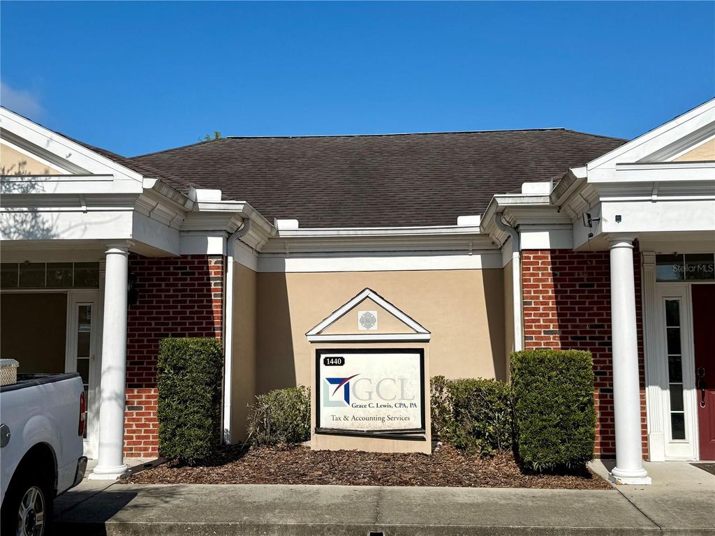 Photo of 1440 Bloomingdale Avenue, Valrico, FL 33596 (MLS # TB8486689)