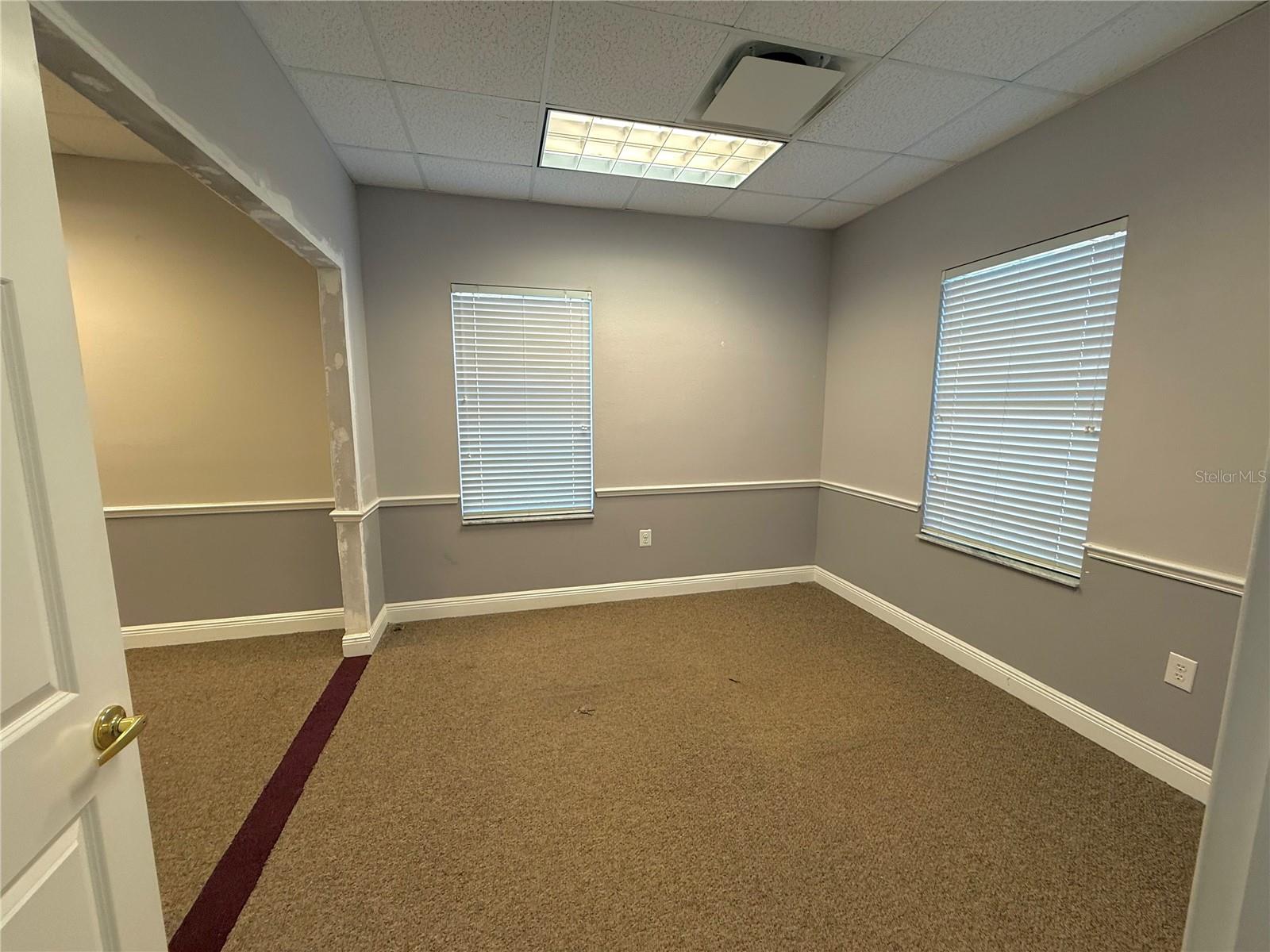 BLOOMINGDALE OAKS EXECUTIVE PA - Commercial Lease