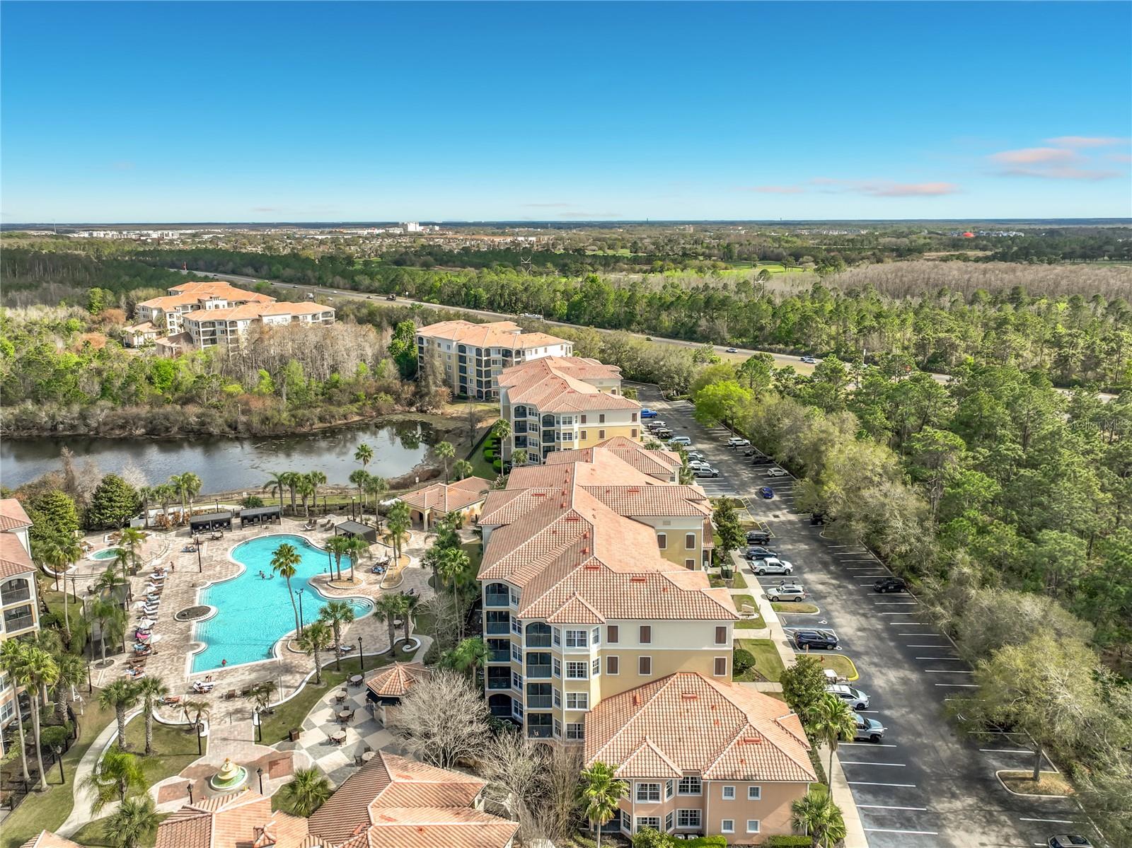 WORLDQUEST RESIDENCE - Residential