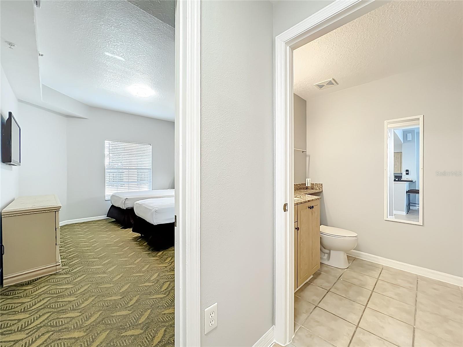 WORLDQUEST RESIDENCE - Residential