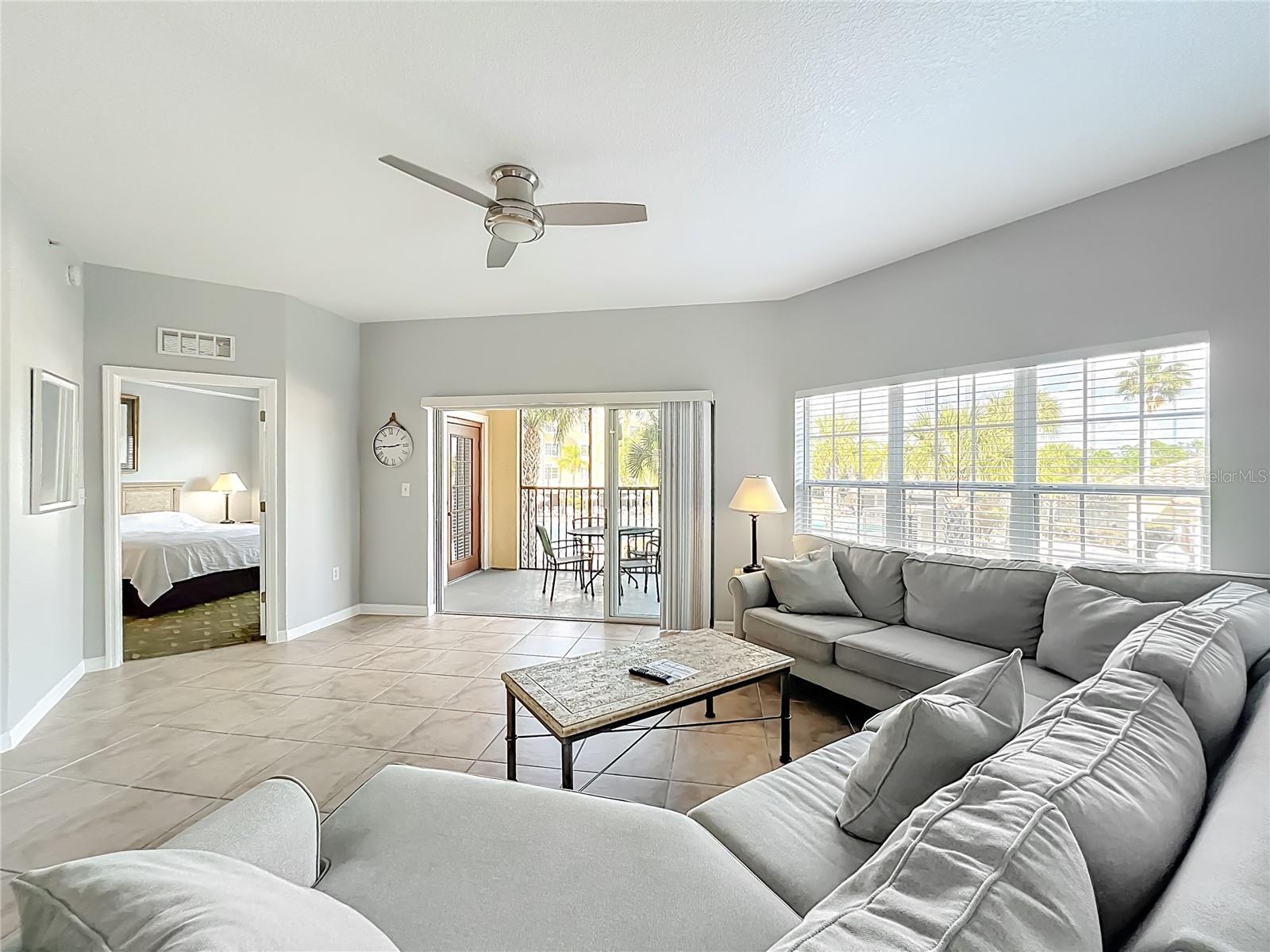 WORLDQUEST RESIDENCE - Residential