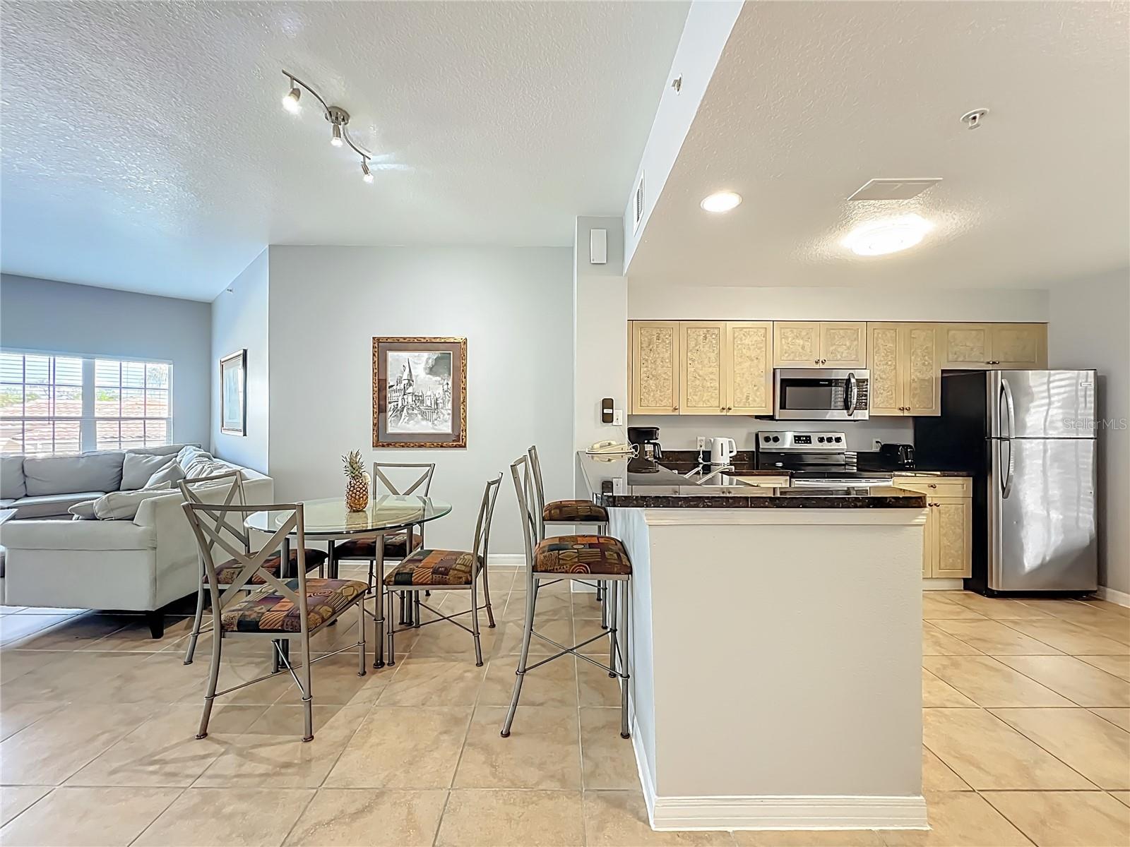 WORLDQUEST RESIDENCE - Residential