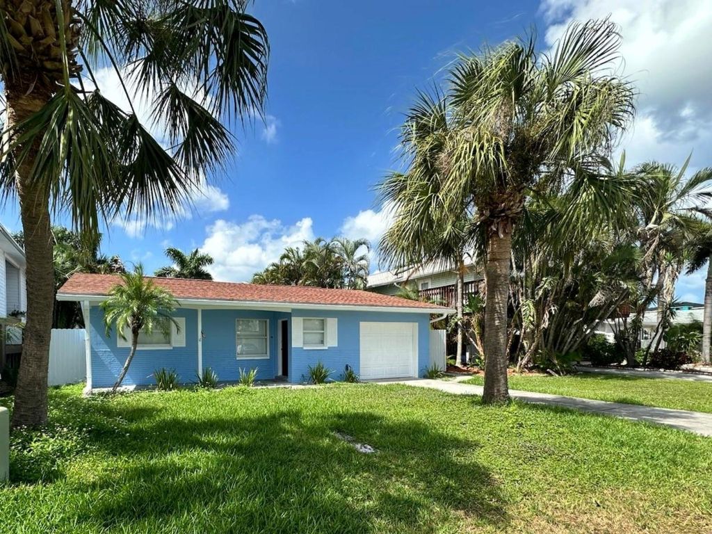 Photo of 17734 1st Street E, Redington Shores, FL 33708 (MLS # TB8434517)