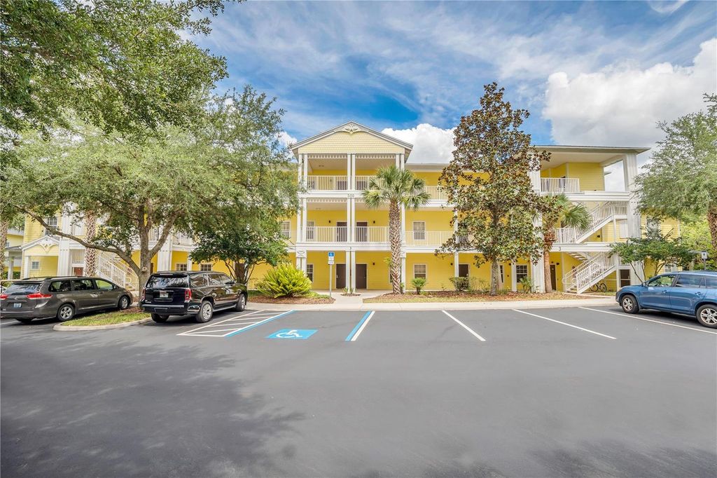 Photo of 514 Lucaya Loop #514, Davenport, FL 33897 (MLS # O6426790)