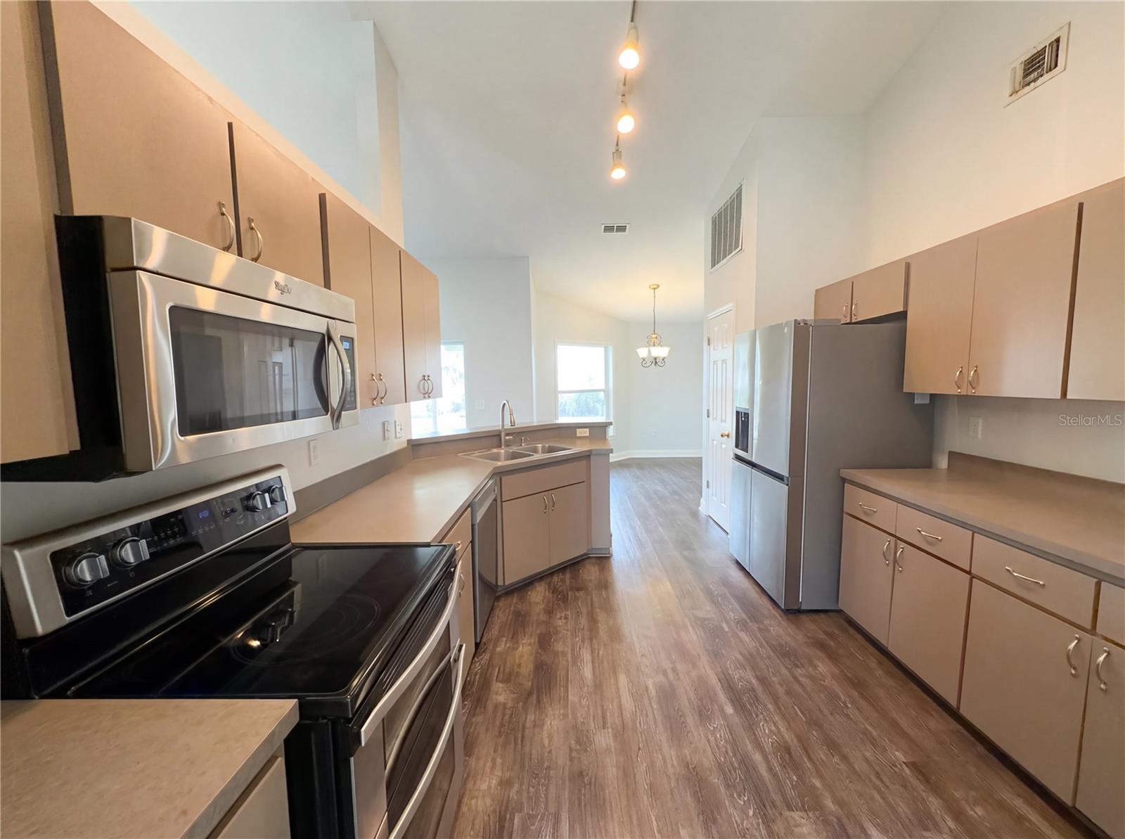 COVENTRY COVE - Residential