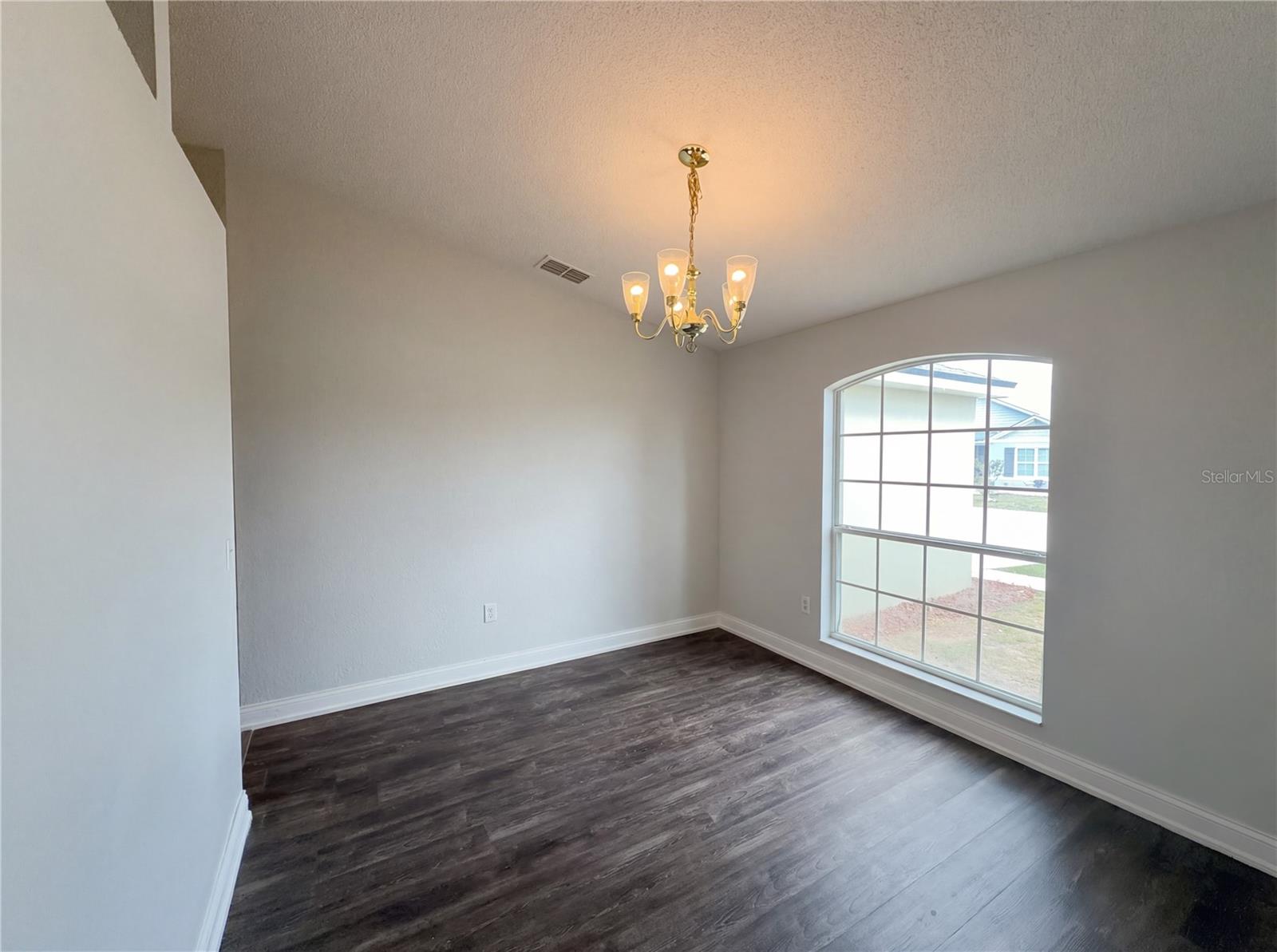 COVENTRY COVE - Residential