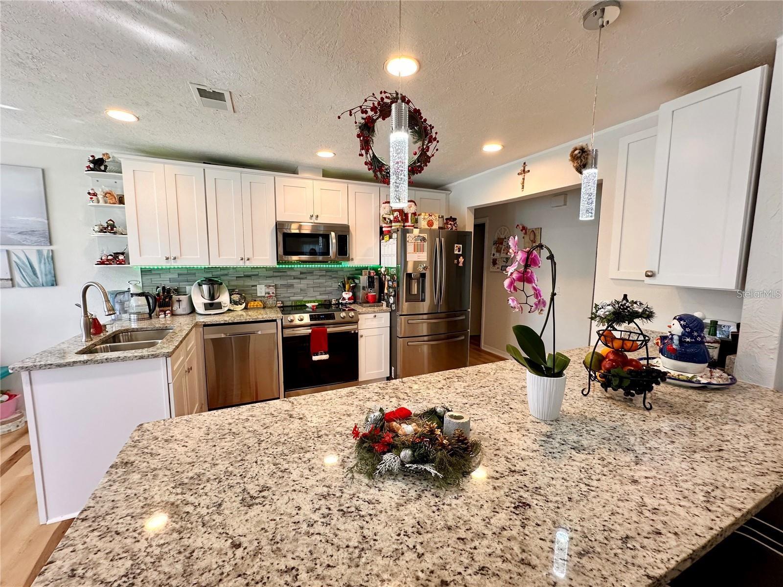 8616 PINAFORE DRIVE