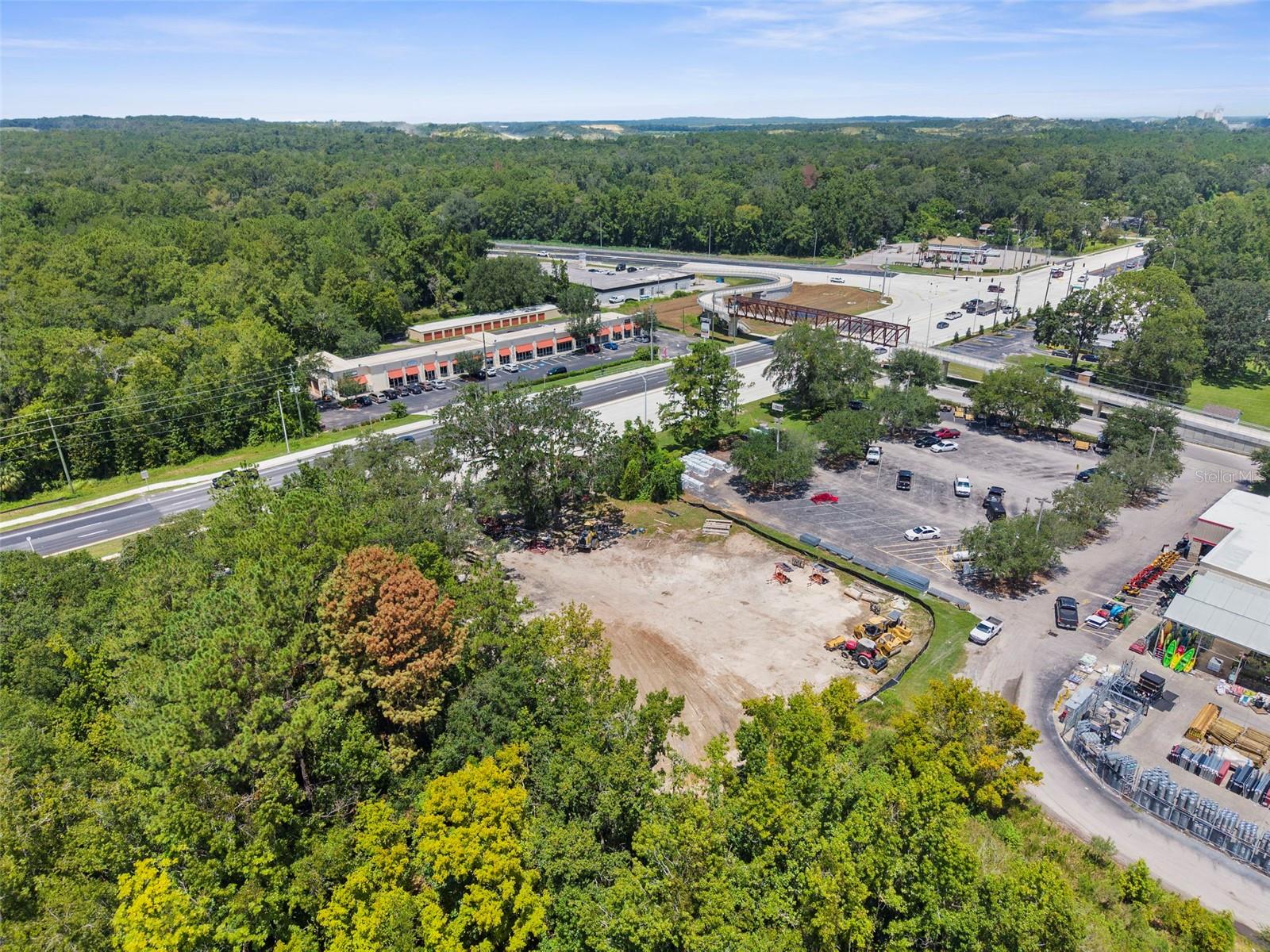 DAVID/MANUEL COMM PARK - Land
