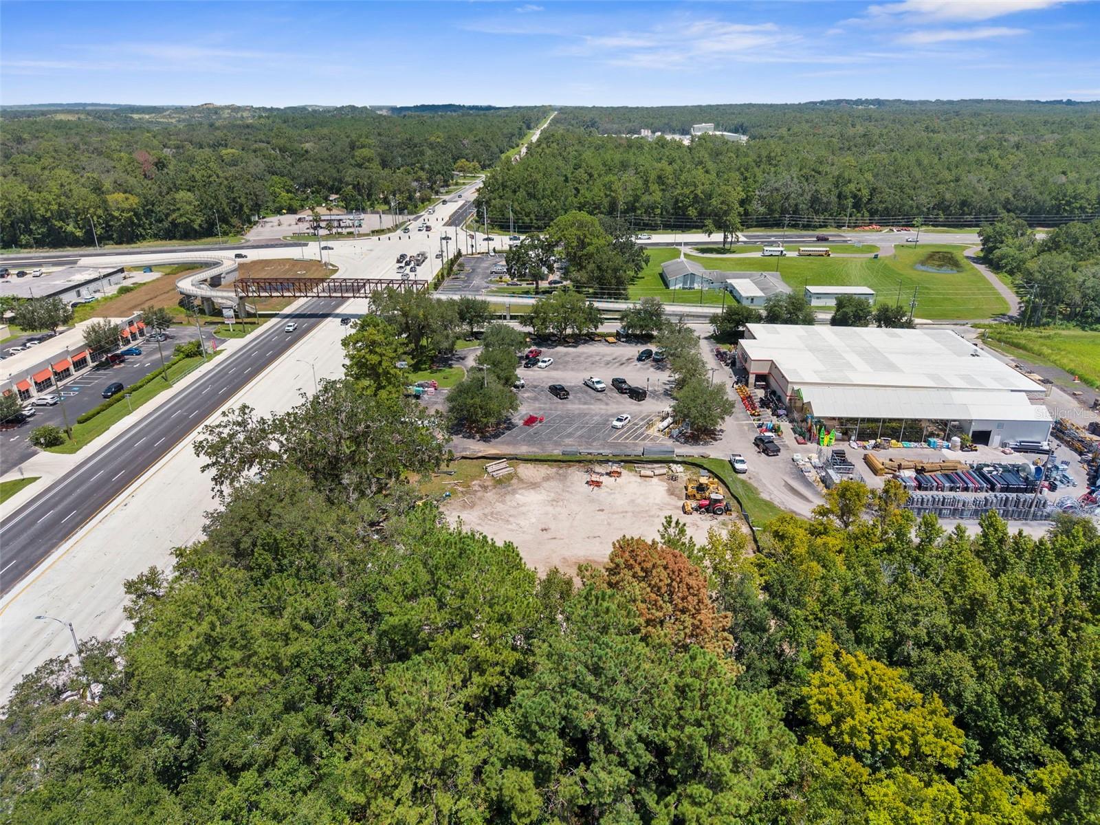 DAVID/MANUEL COMM PARK - Land