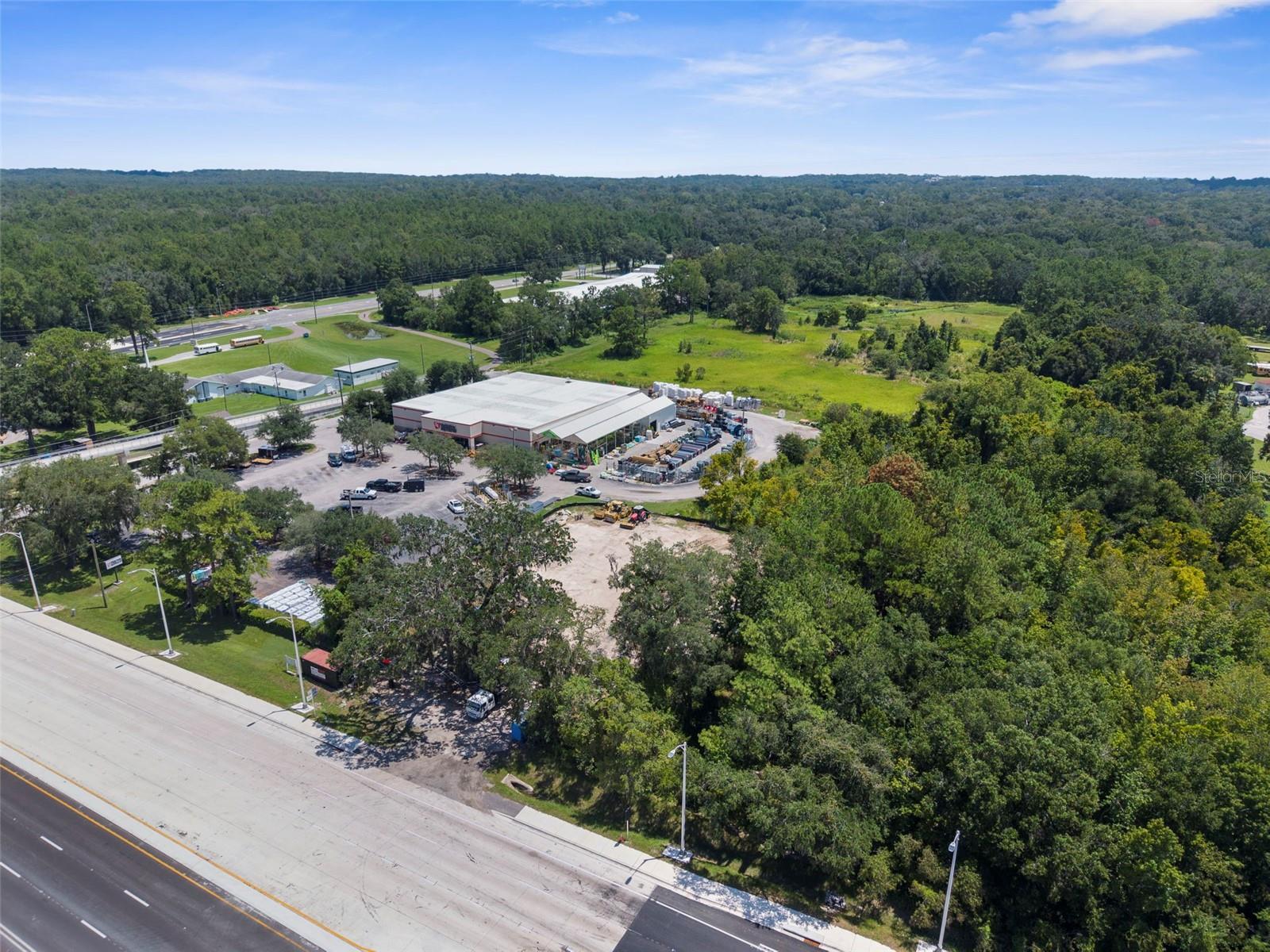DAVID/MANUEL COMM PARK - Land