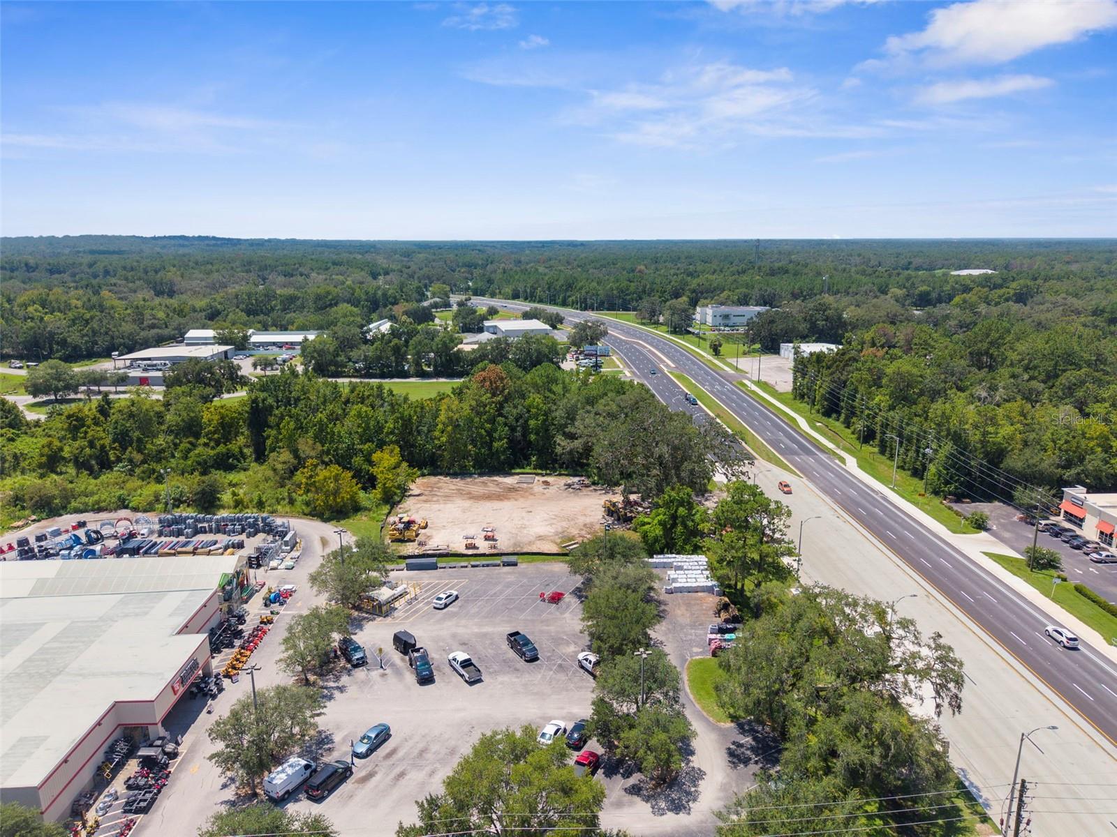 DAVID/MANUEL COMM PARK - Land