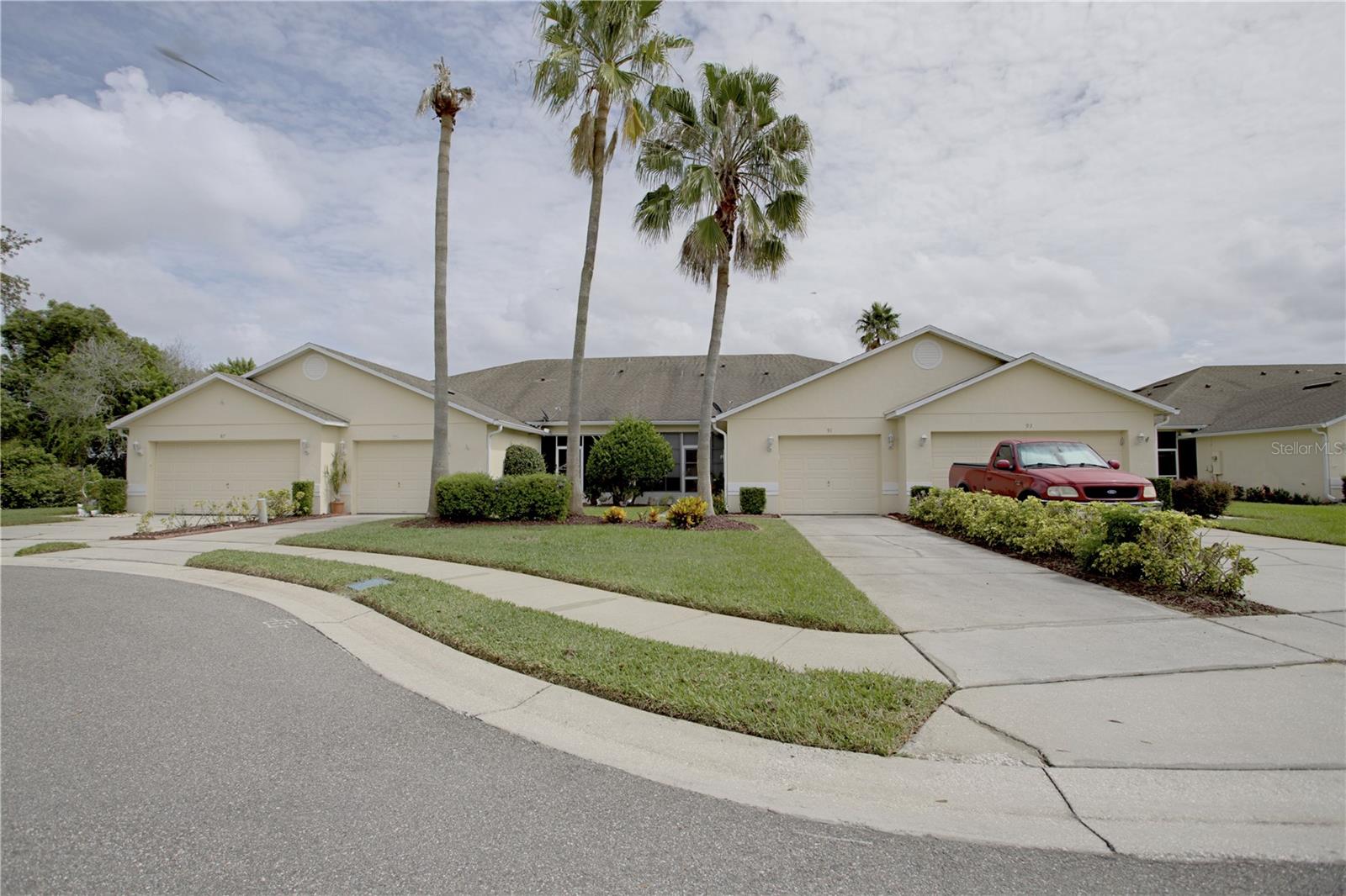 91 CLUB VILLAS LANE