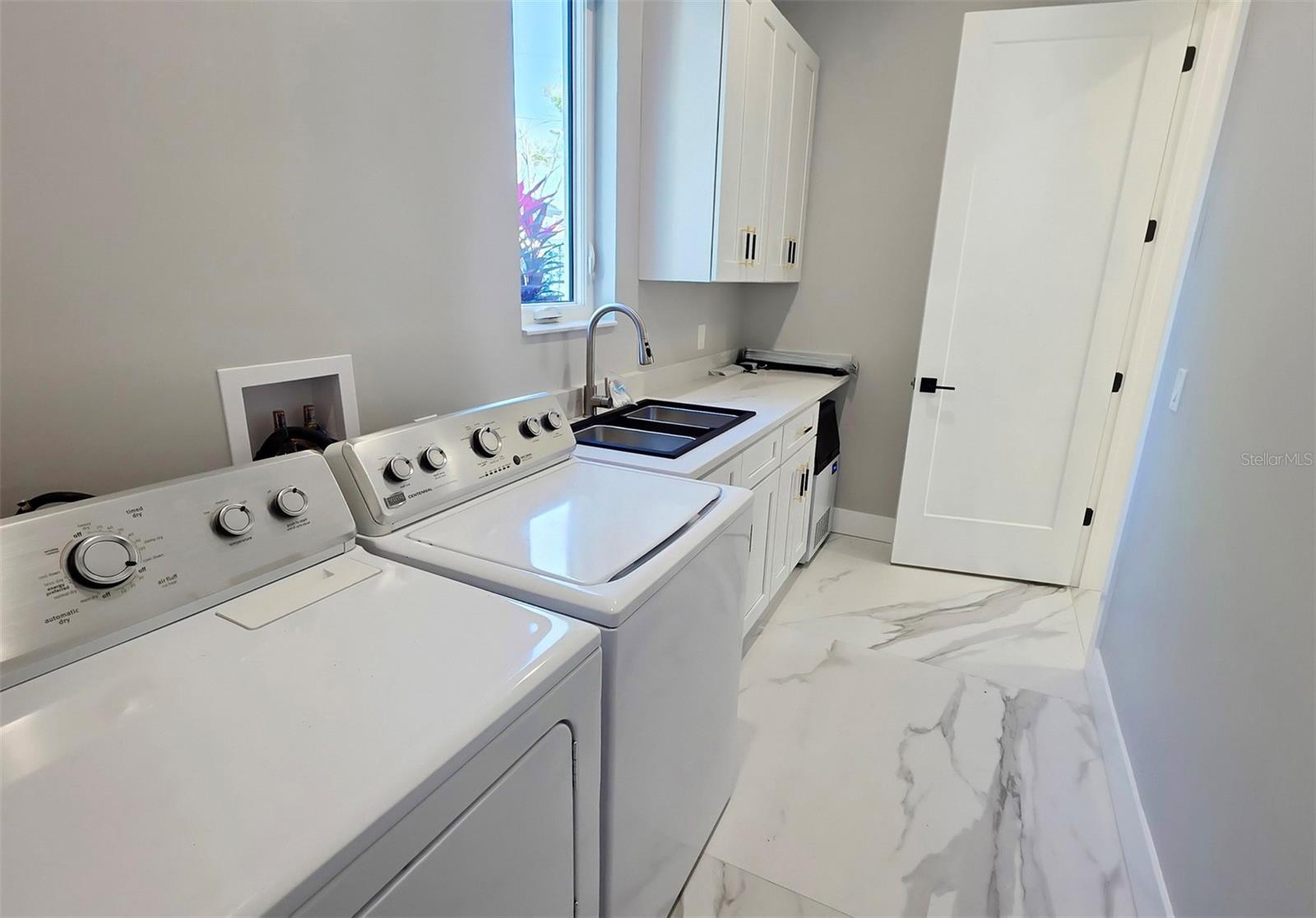 BOULEVARD ADD TO SARASOTA - Residential