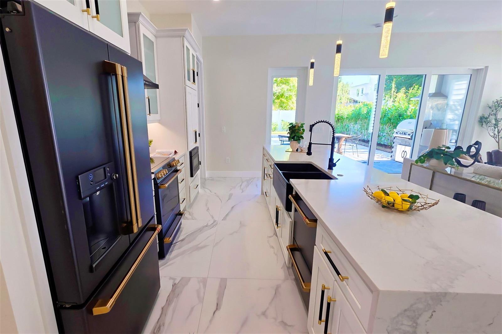 BOULEVARD ADD TO SARASOTA - Residential