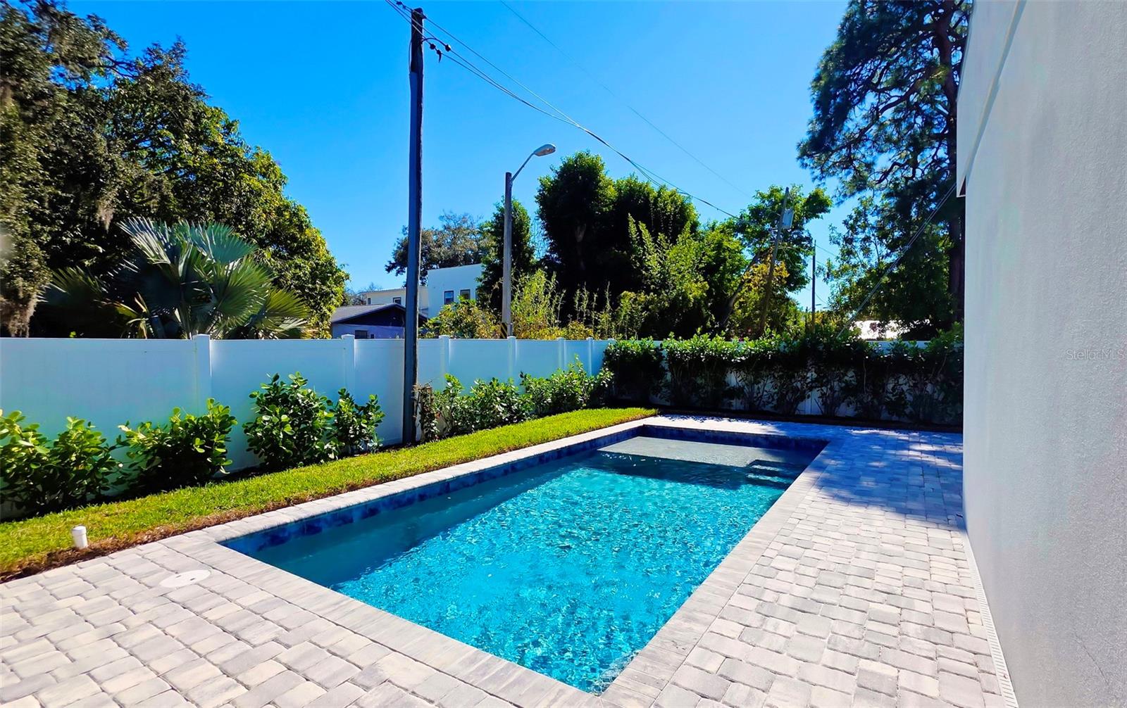 BOULEVARD ADD TO SARASOTA - Residential