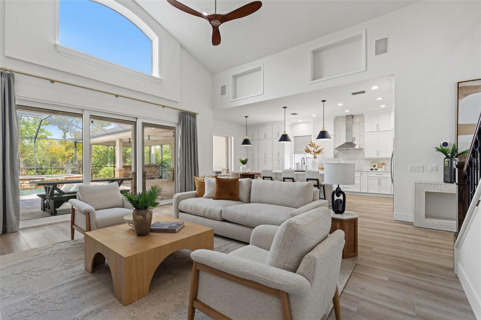 MANDOLIN PH 3 - Residential