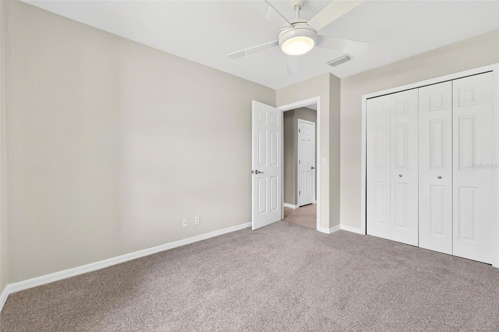 BREAKAWAY TRLS PH 1 UN 1 - Residential