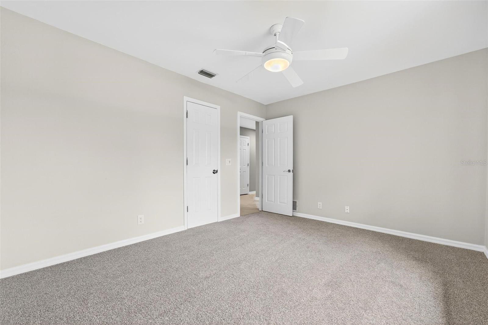 BREAKAWAY TRLS PH 1 UN 1 - Residential