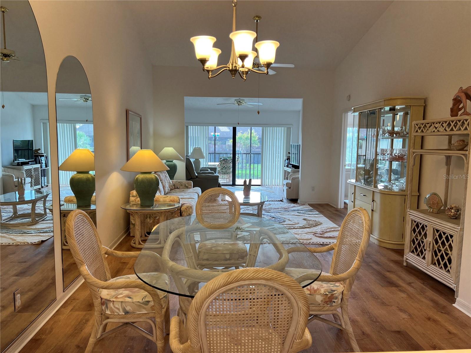 ASHTON LAKES 08 - Residential Lease
