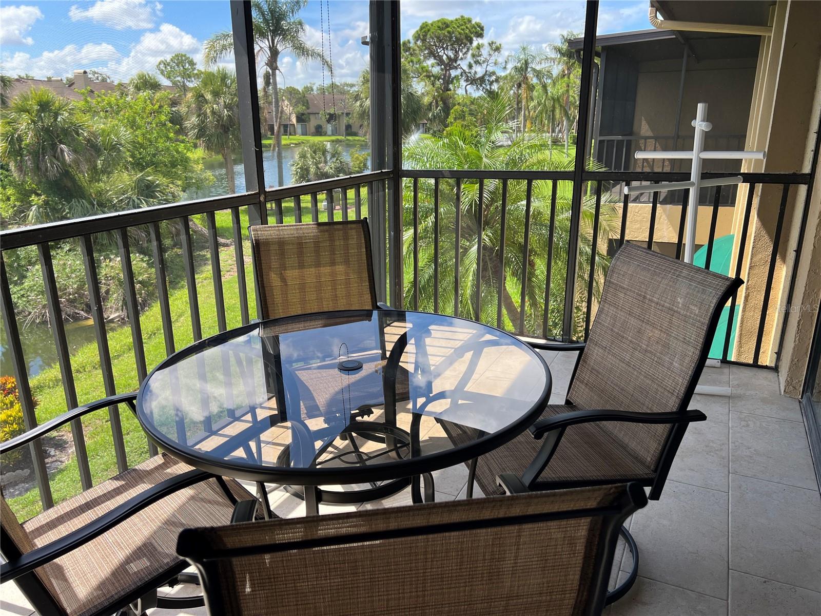 ASHTON LAKES 08 - Residential Lease
