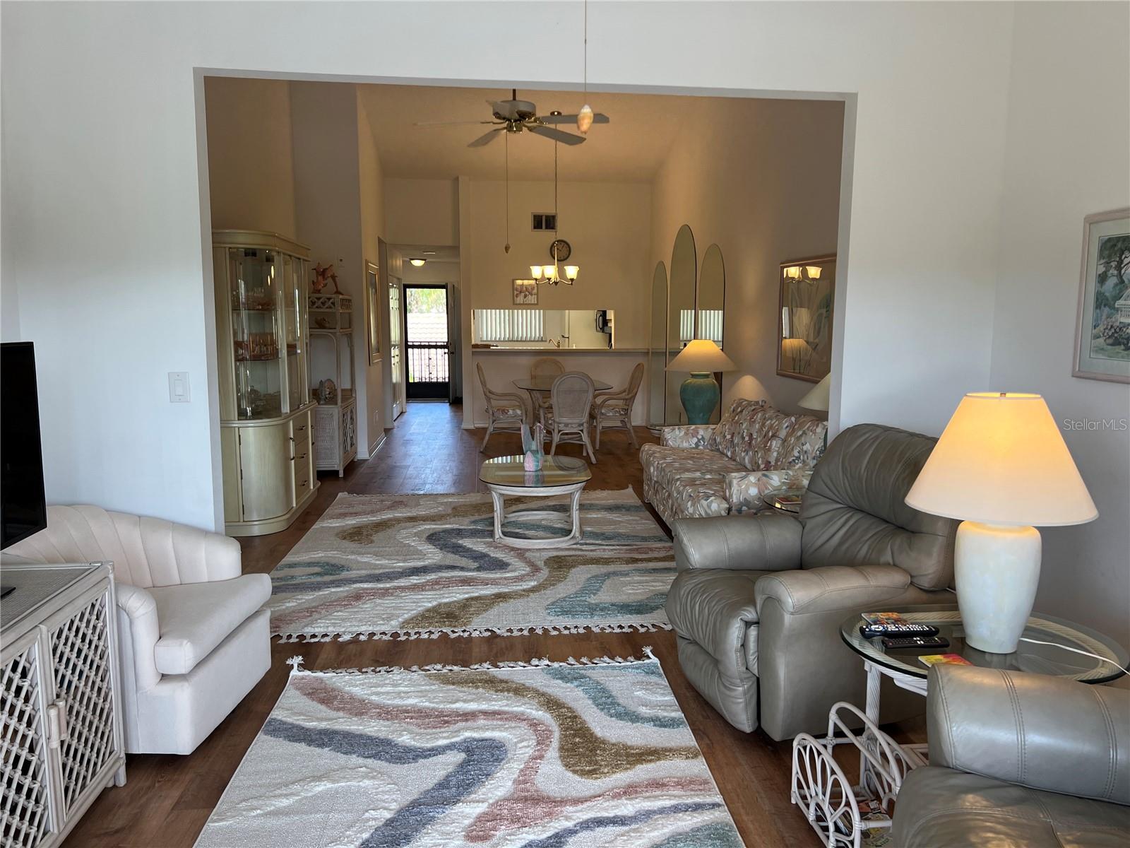 ASHTON LAKES 08 - Residential Lease