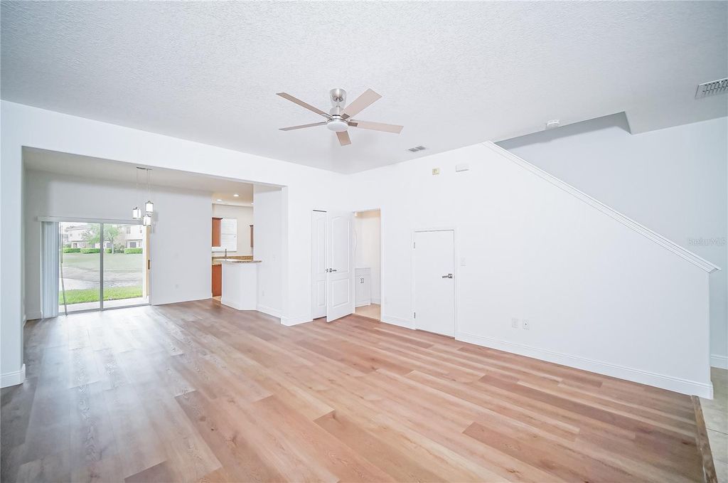 Photo of 3061 Rodrick Cir, Orlando, FL 32824 (MLS # S5146274)