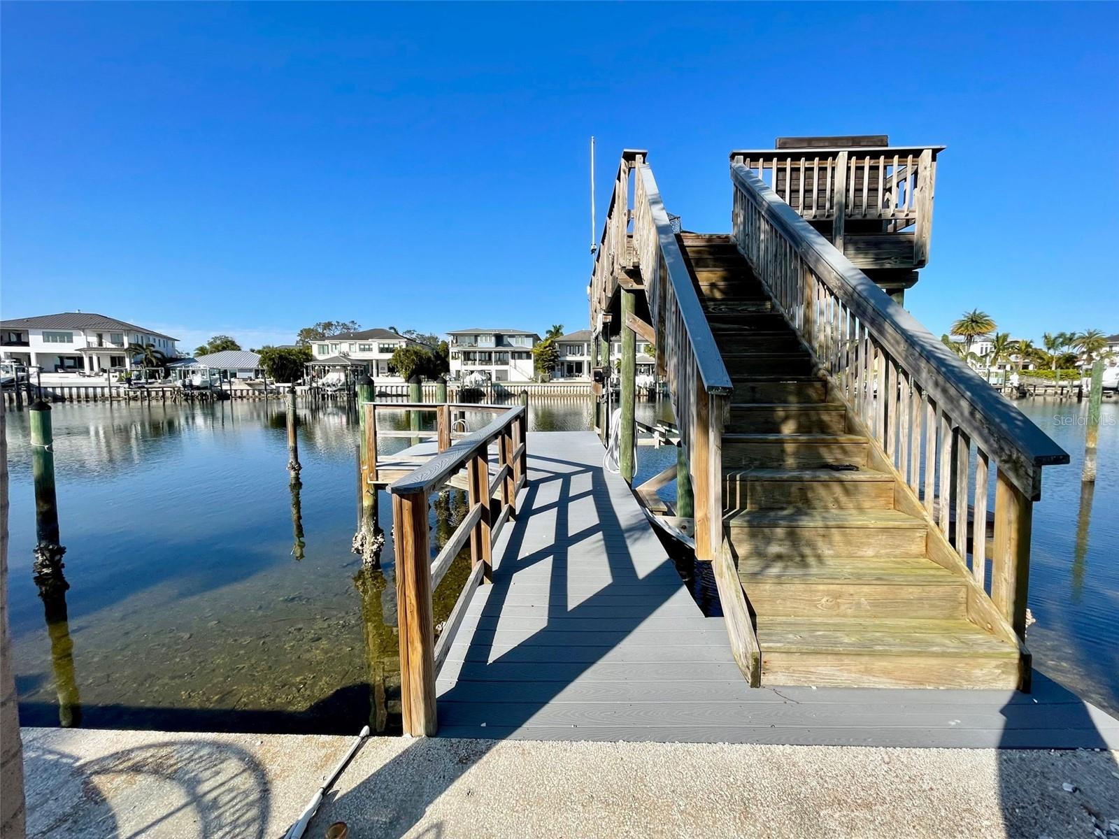 SUNSET PARK ISLES UNIT 4 - Land