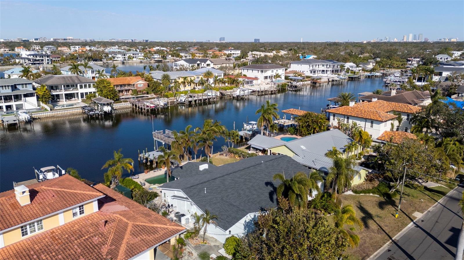 SUNSET PARK ISLES UNIT 4 - Land