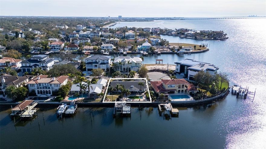 Waterfront property with incredible views! Buildable lot on wide deep-water canal in Sunset Park Isles. 87 ft of water frontage. Located in a quiet neighborhood with several new construction projects around the corner.