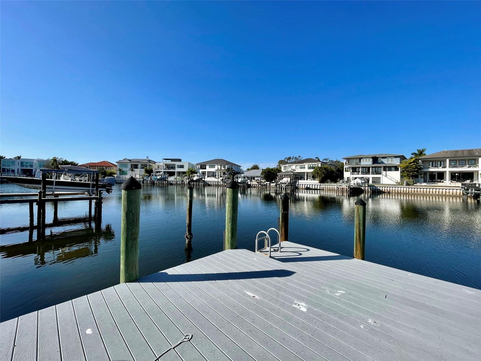 SUNSET PARK ISLES UNIT 4 - Land