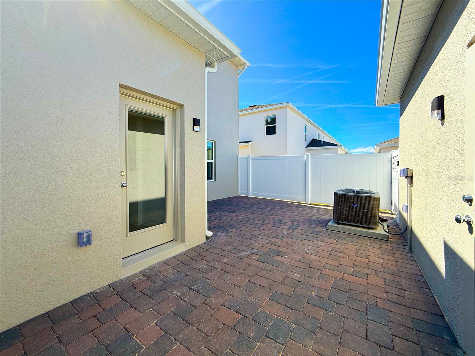 BRONSONS RDG - Residential Lease