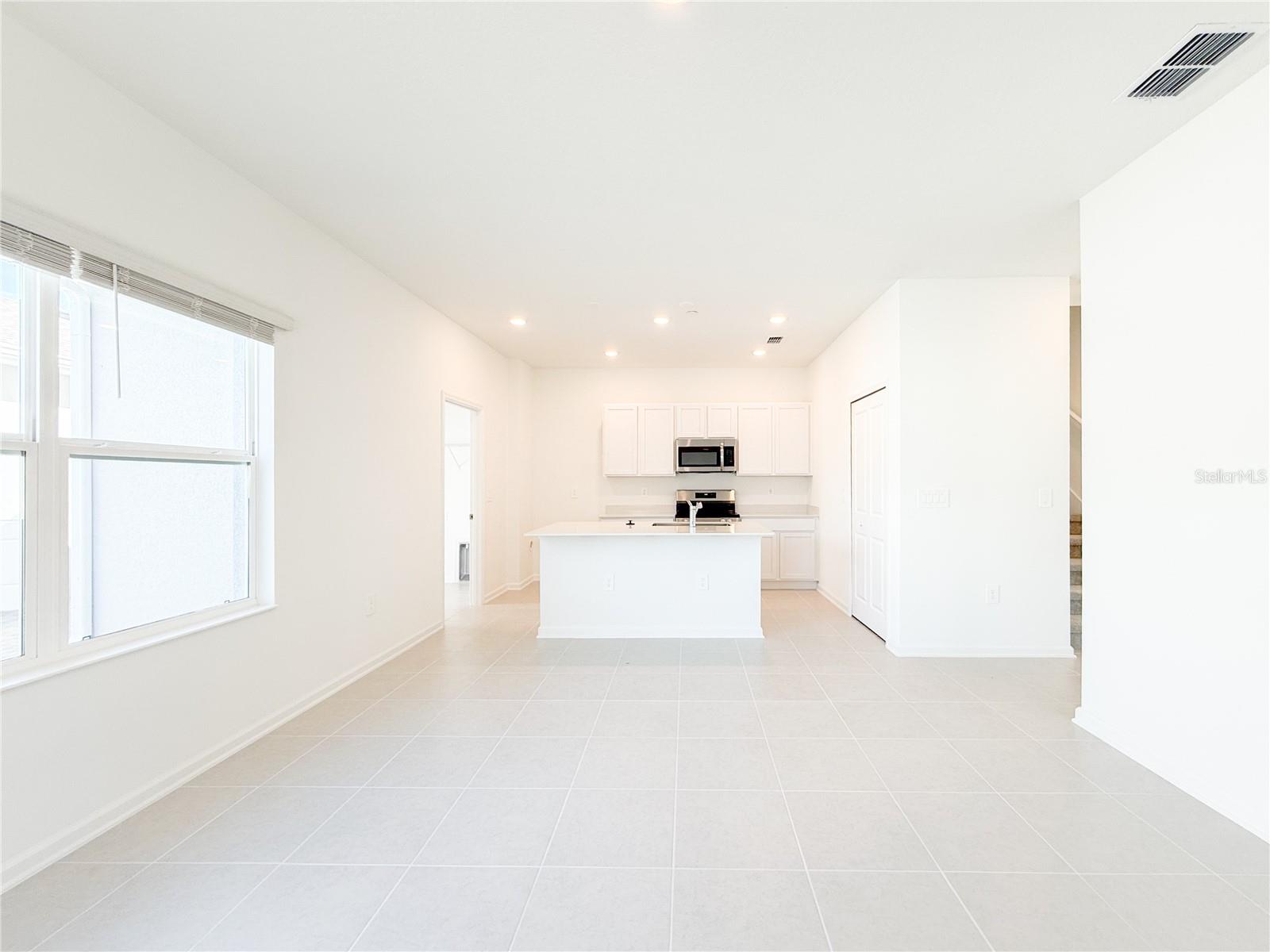 BRONSONS RDG - Residential Lease