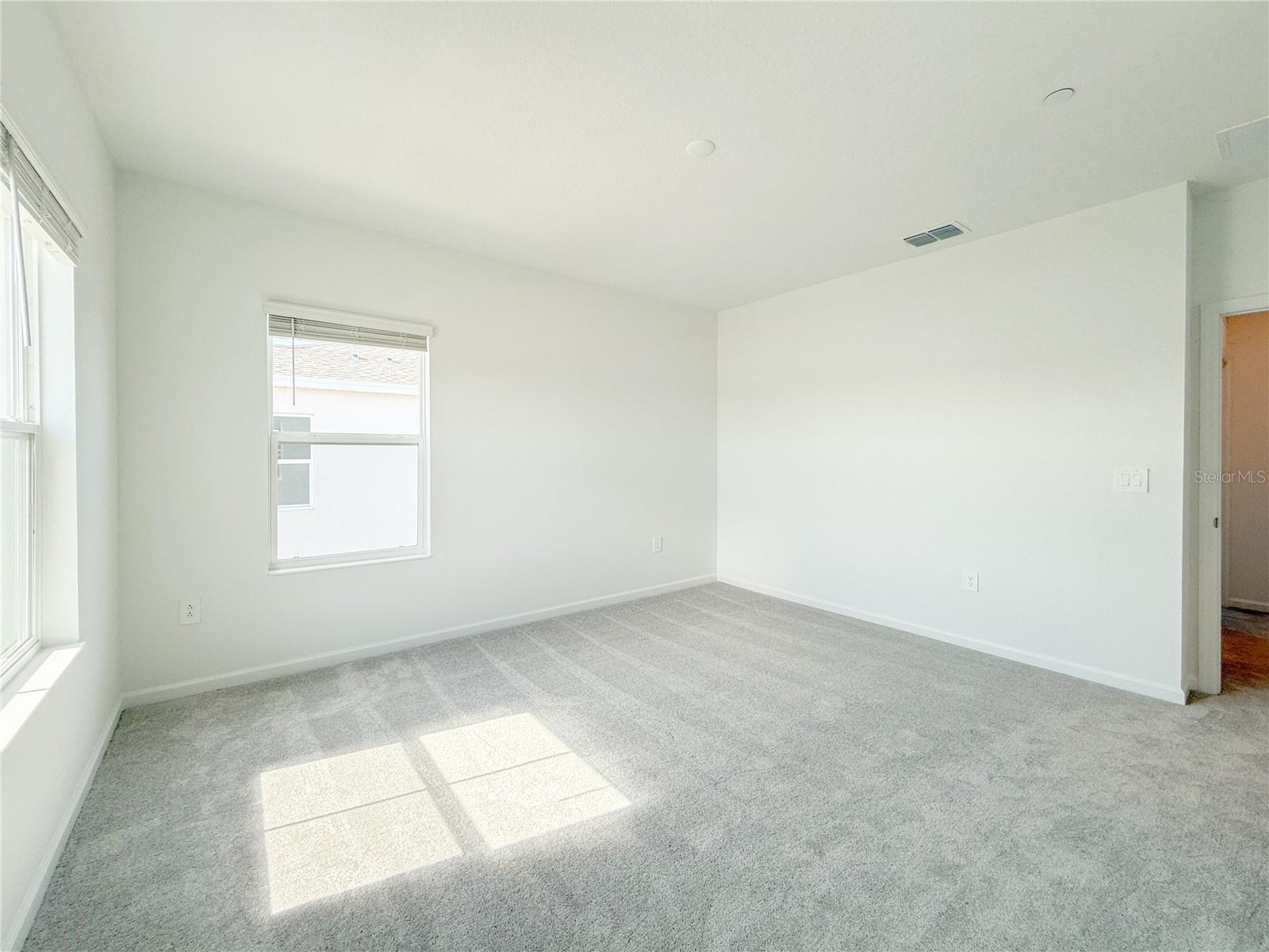 BRONSONS RDG - Residential Lease