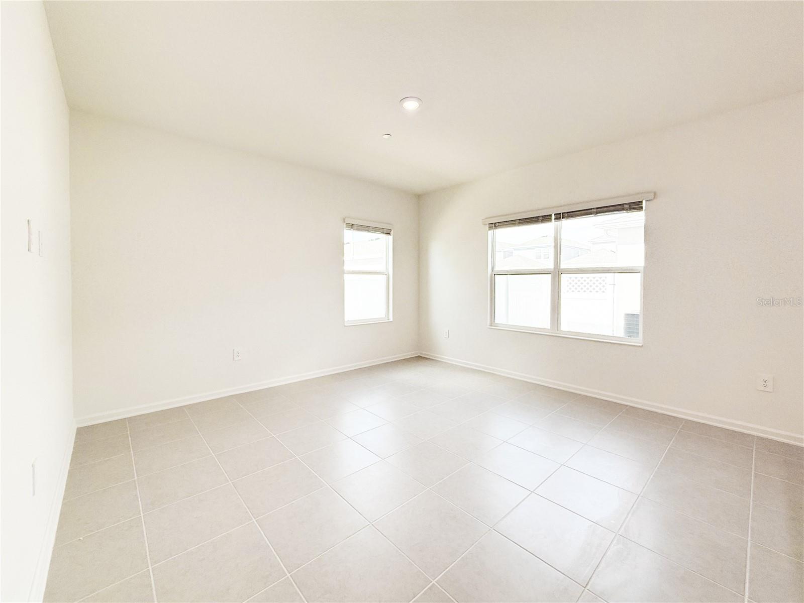 BRONSONS RDG - Residential Lease