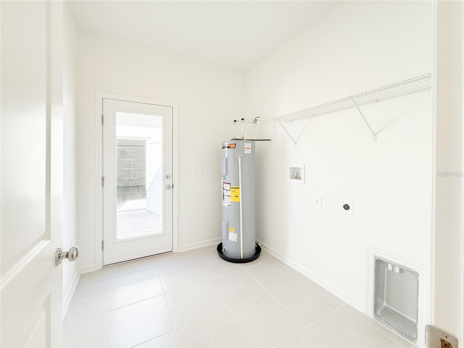 BRONSONS RDG - Residential Lease