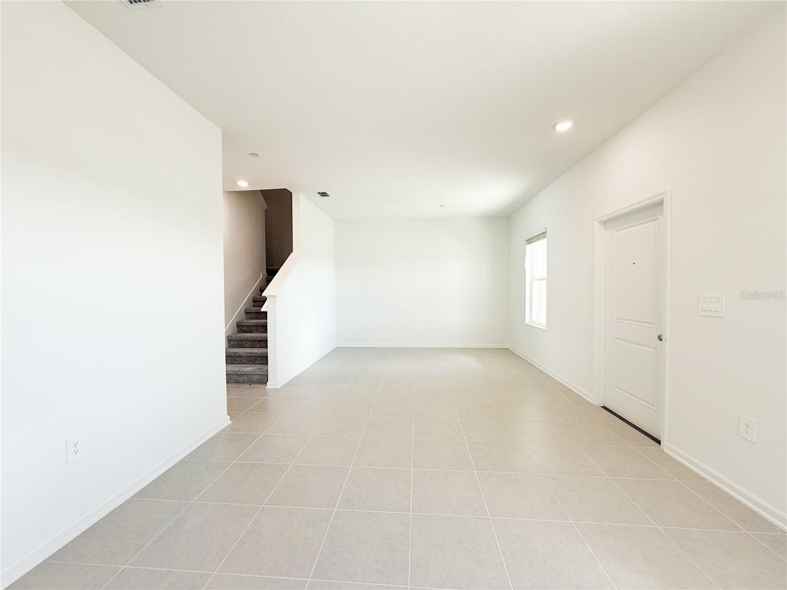 BRONSONS RDG - Residential Lease