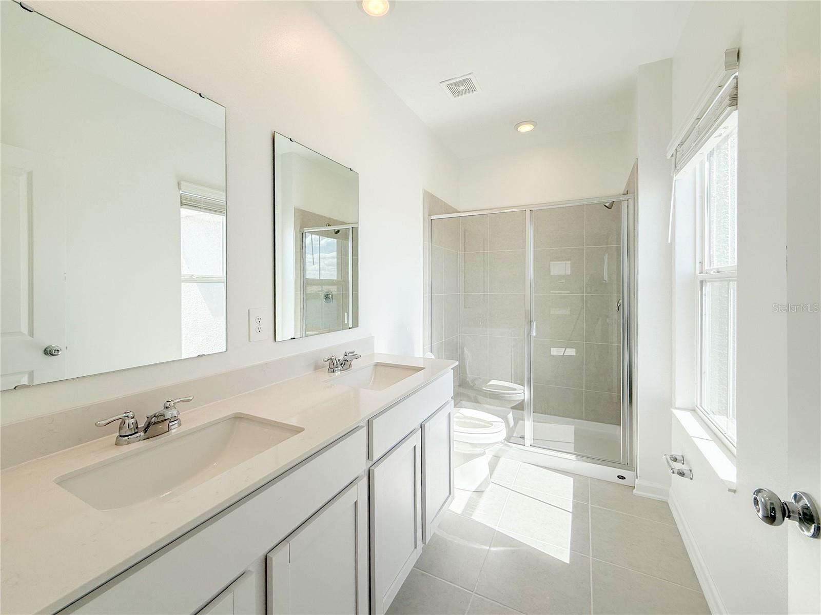 BRONSONS RDG - Residential Lease