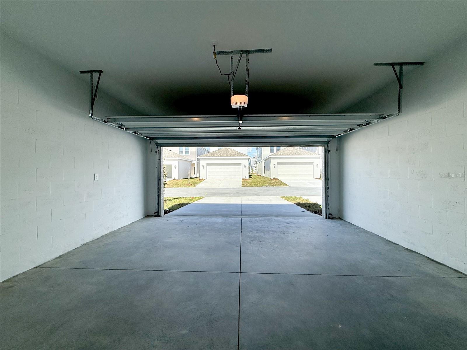 BRONSONS RDG - Residential Lease