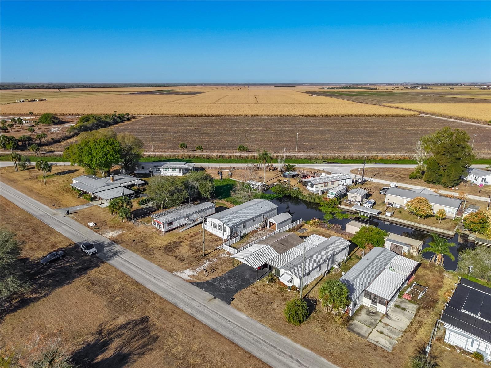 1824 RIVERSIDE DRIVE